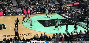 菜鸟丨卡斯尔15中10新高33分 “大方脑袋”科利尔15+13连中关键球