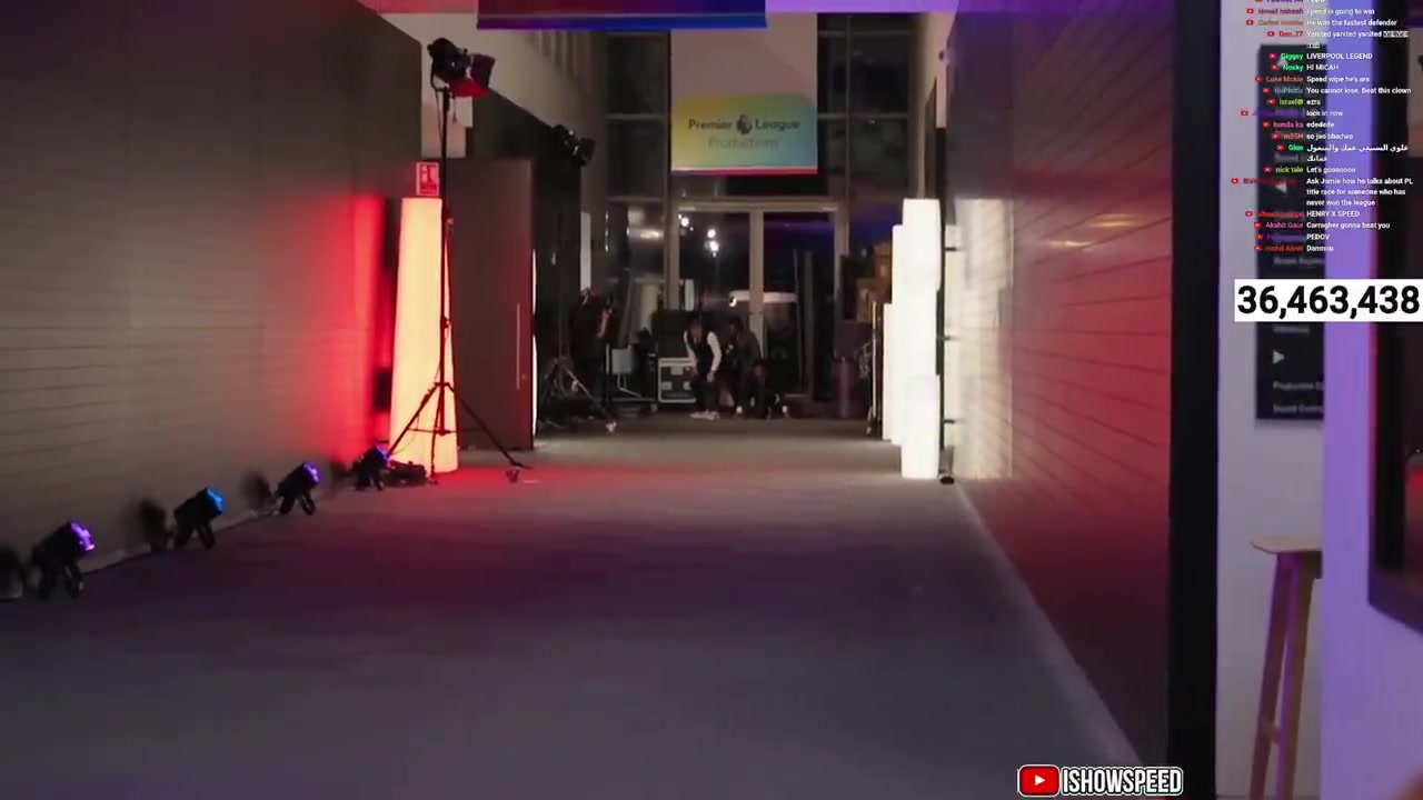 笑晕！Speed与47岁的卡拉格赛跑，裤裆爆裂?