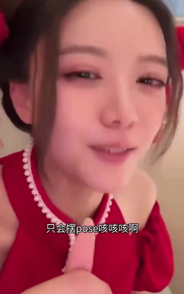 骆歆回应不会双语主持：我承认这个不足 我觉得也没有关系！